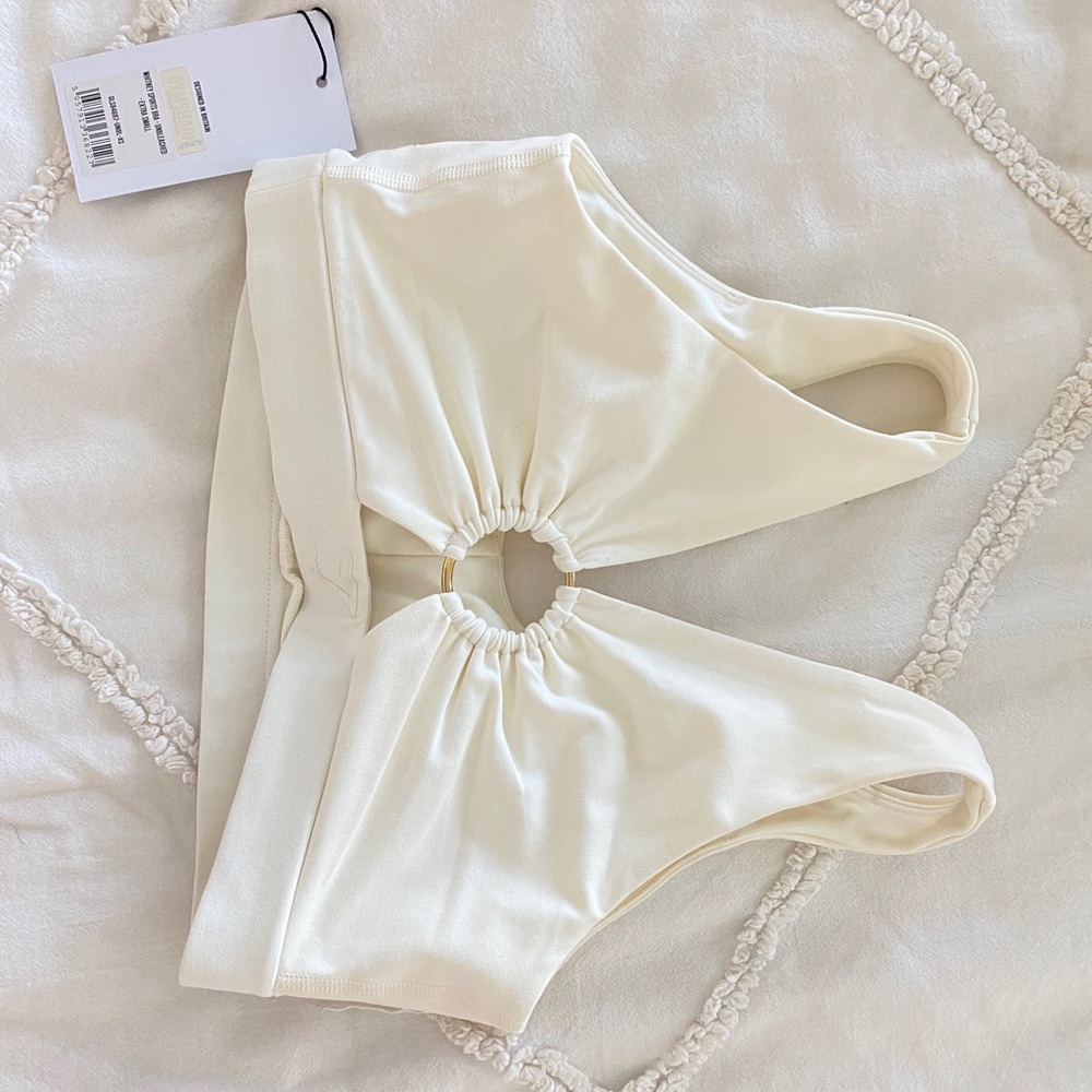Whitney Simmons Gymshark Sports bra